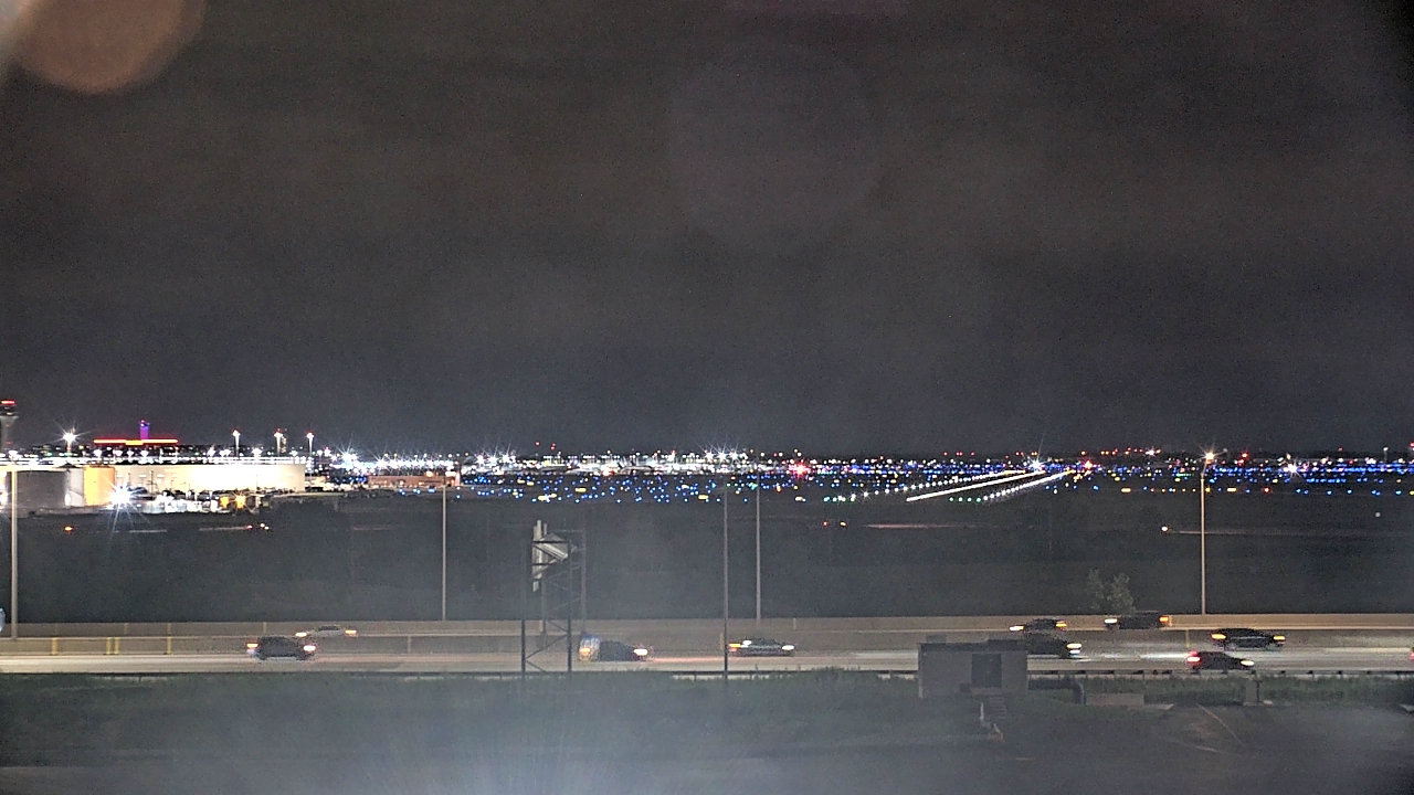 Thumbnail for current weather camera view from Allstate Arena in Des Plaines, Illinois