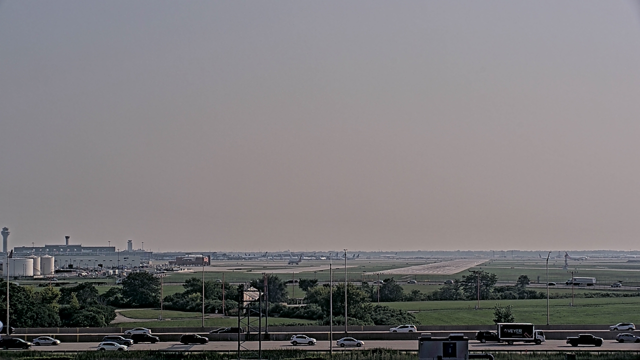 Thumbnail for current weather camera view from Allstate Arena in Des Plaines, Illinois