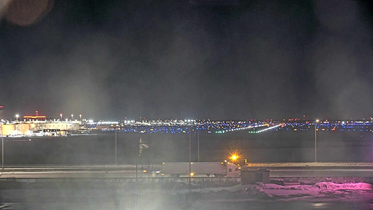 Thumbnail for current weather camera view from Allstate Arena in Des Plaines, Illinois