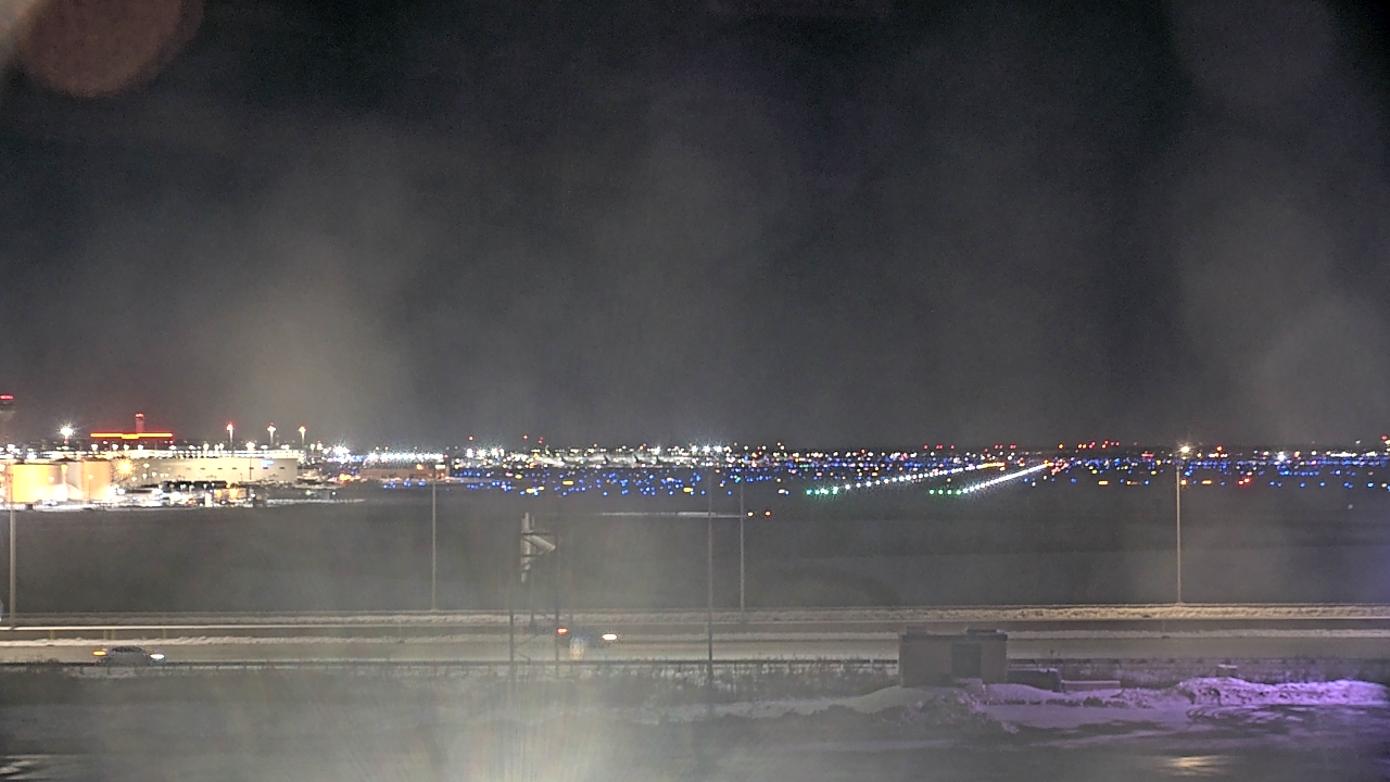 Thumbnail for current weather camera view from Allstate Arena in Des Plaines, Illinois