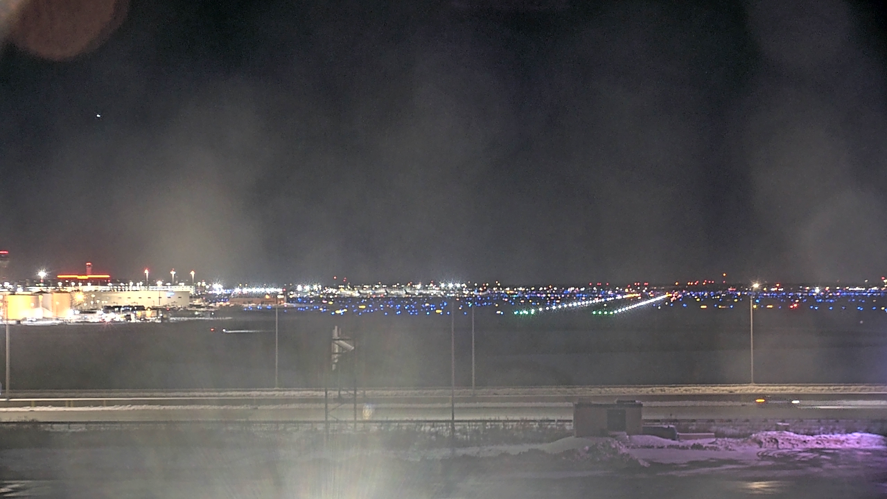 Thumbnail for current weather camera view from Allstate Arena in Des Plaines, Illinois