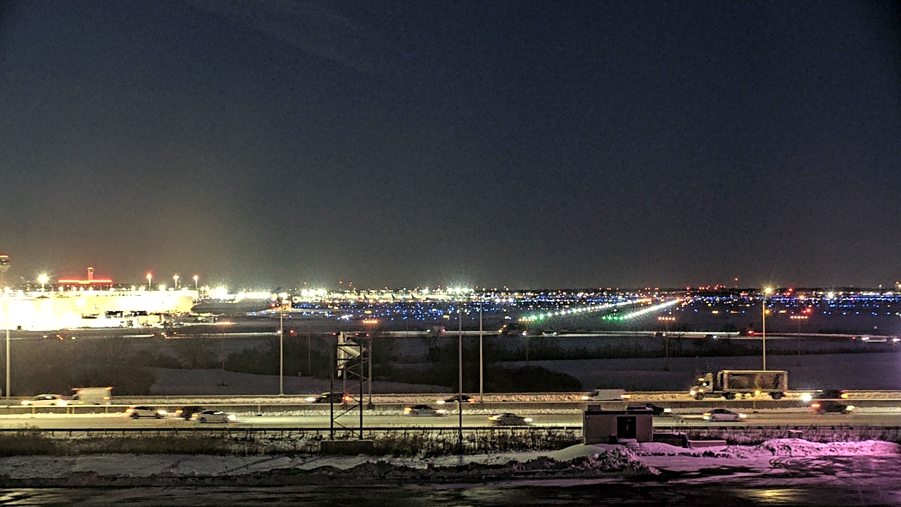 Thumbnail for current weather camera view from Allstate Arena in Des Plaines, Illinois