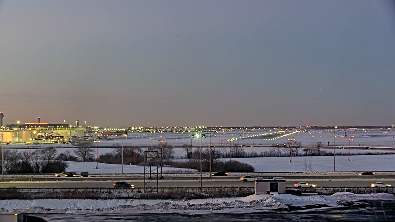 Thumbnail for current weather camera view from Allstate Arena in Des Plaines, Illinois