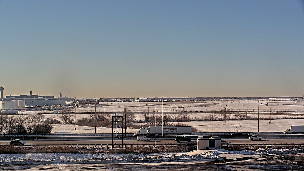 Thumbnail for current weather camera view from Allstate Arena in Des Plaines, Illinois