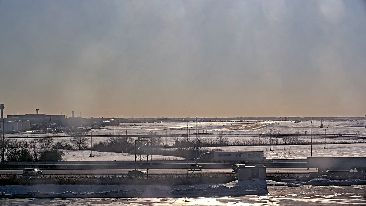 Thumbnail for current weather camera view from Allstate Arena in Des Plaines, Illinois