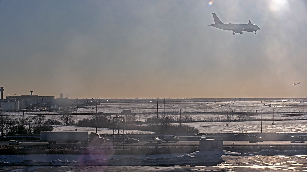 Thumbnail for current weather camera view from Allstate Arena in Des Plaines, Illinois