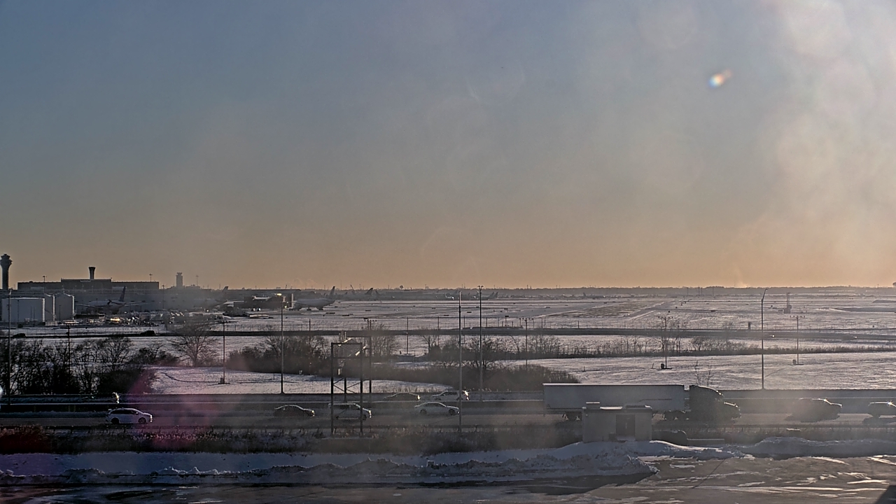 Thumbnail for current weather camera view from Allstate Arena in Des Plaines, Illinois