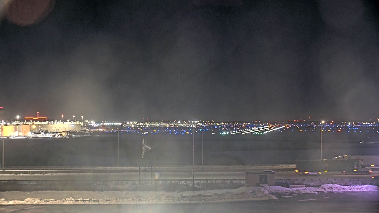 Thumbnail for current weather camera view from Allstate Arena in Des Plaines, Illinois