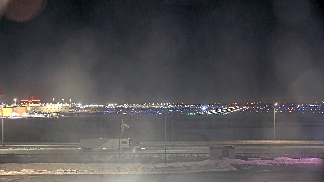 Thumbnail for current weather camera view from Allstate Arena in Des Plaines, Illinois