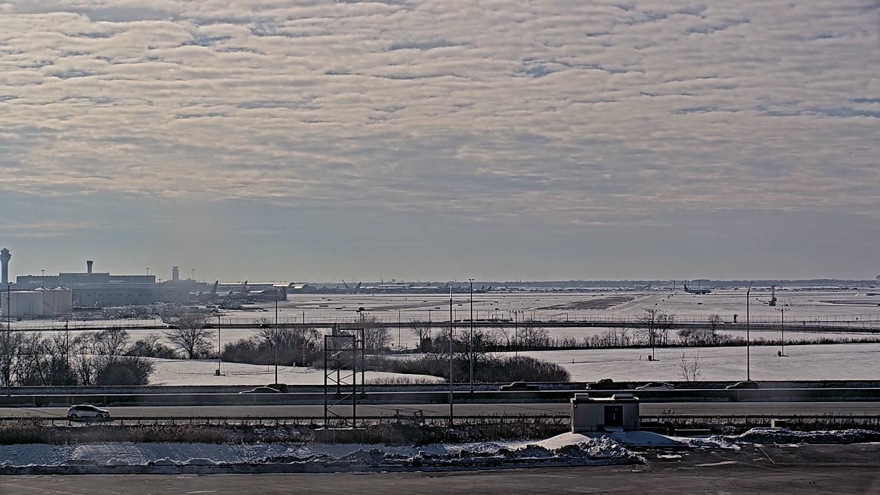 Thumbnail for current weather camera view from Allstate Arena in Des Plaines, Illinois