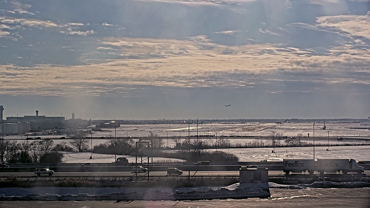 Thumbnail for current weather camera view from Allstate Arena in Des Plaines, Illinois