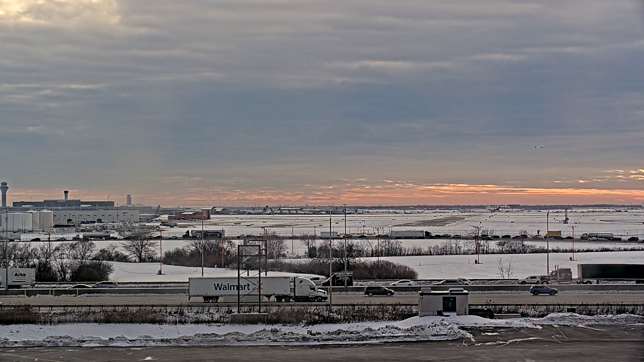 Thumbnail for current weather camera view from Allstate Arena in Des Plaines, Illinois