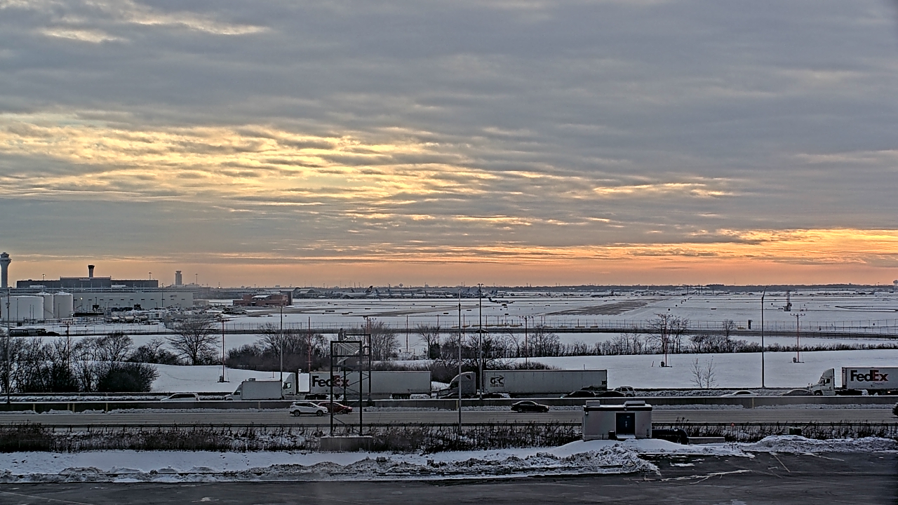 Thumbnail for current weather camera view from Allstate Arena in Des Plaines, Illinois