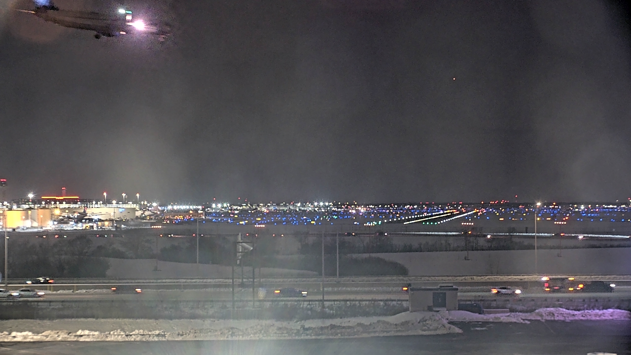 Thumbnail for current weather camera view from Allstate Arena in Des Plaines, Illinois