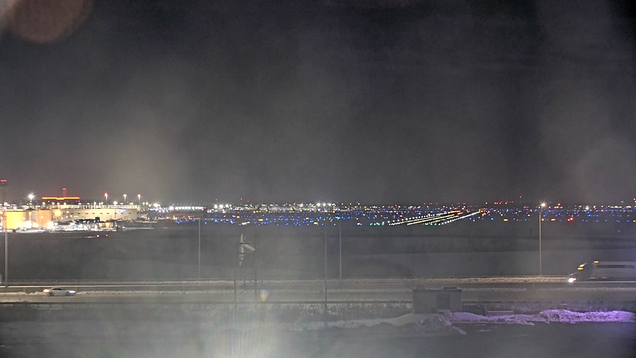 Thumbnail for current weather camera view from Allstate Arena in Des Plaines, Illinois