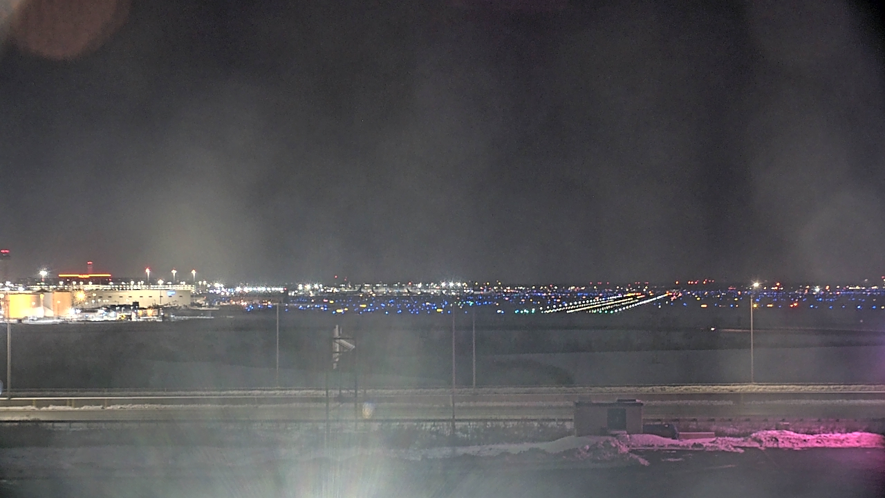 Thumbnail for current weather camera view from Allstate Arena in Des Plaines, Illinois