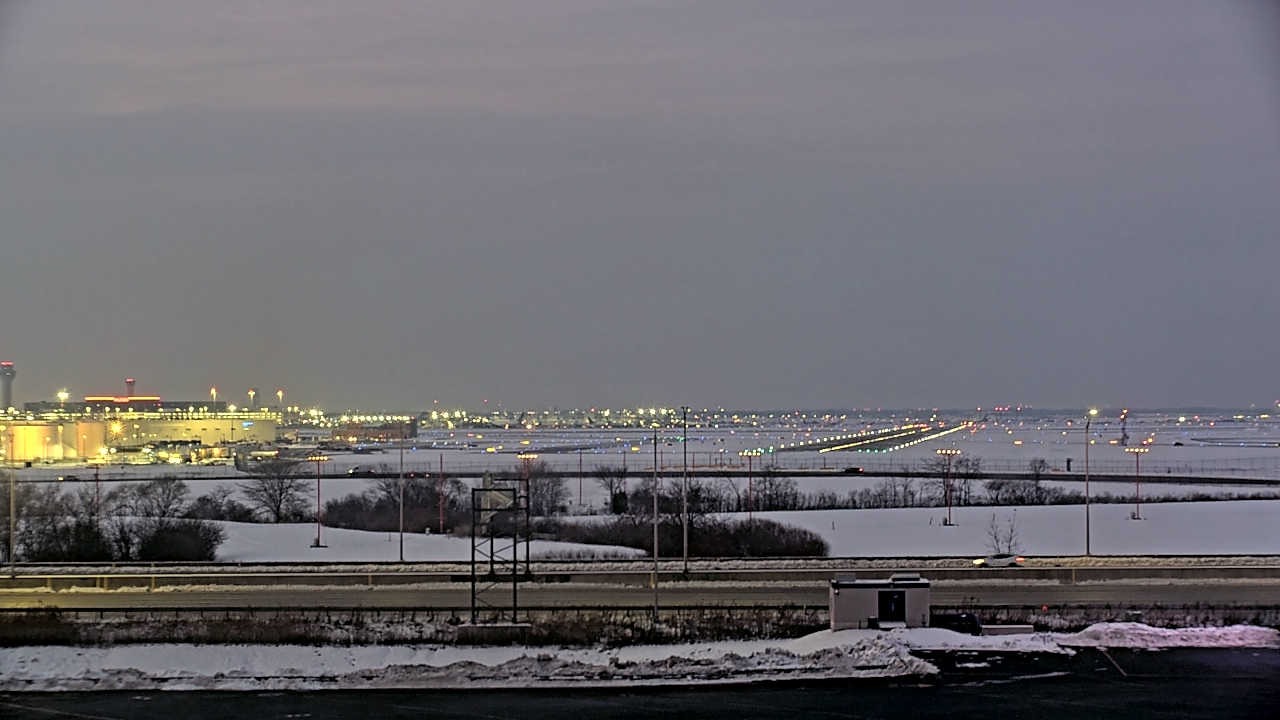 Thumbnail for current weather camera view from Allstate Arena in Des Plaines, Illinois