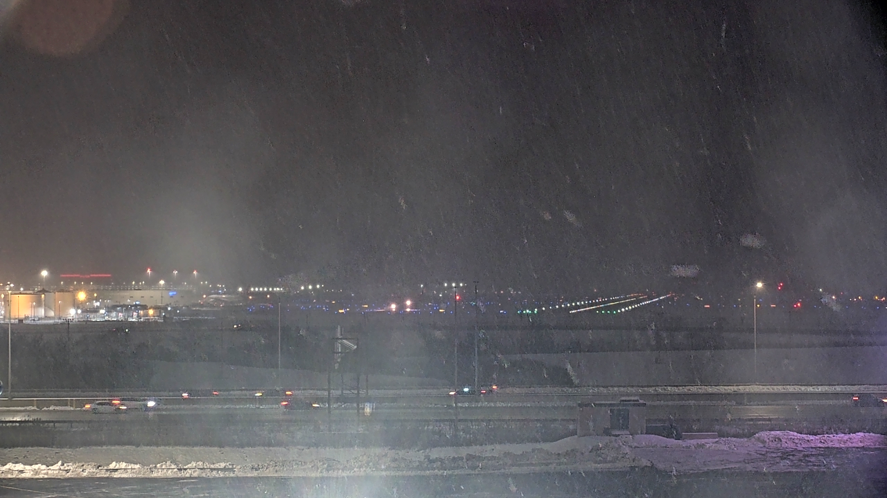 Thumbnail for current weather camera view from Allstate Arena in Des Plaines, Illinois