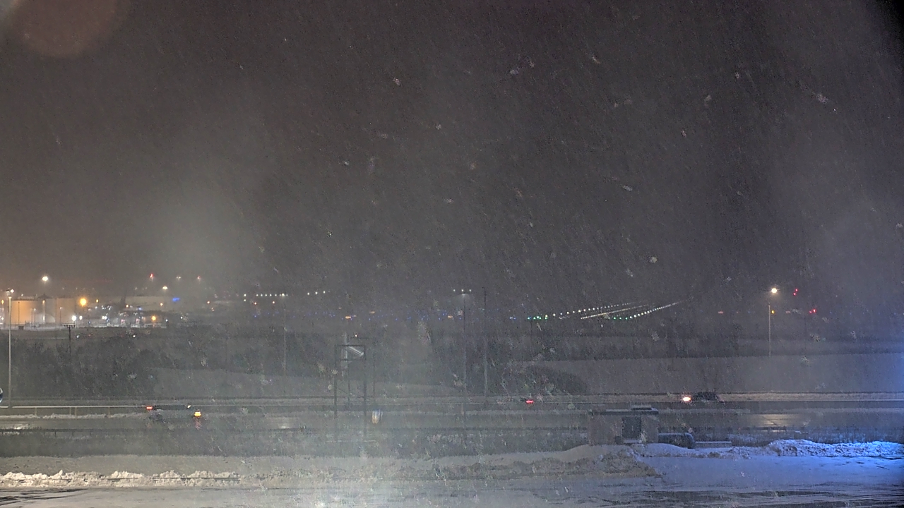 Thumbnail for current weather camera view from Allstate Arena in Des Plaines, Illinois