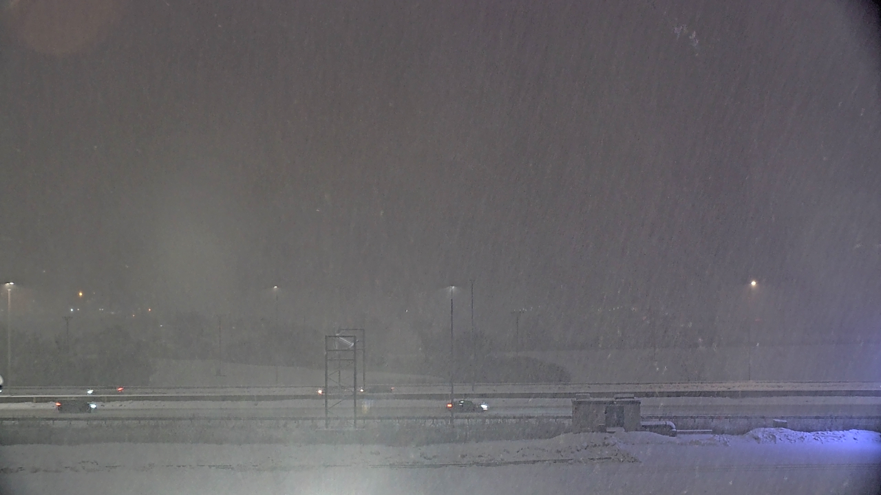 Thumbnail for current weather camera view from Allstate Arena in Des Plaines, Illinois