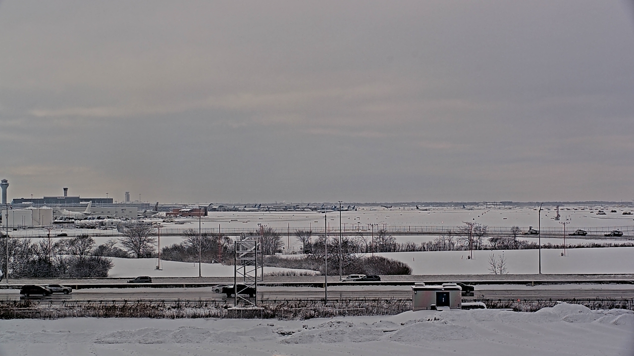 Thumbnail for current weather camera view from Allstate Arena in Des Plaines, Illinois