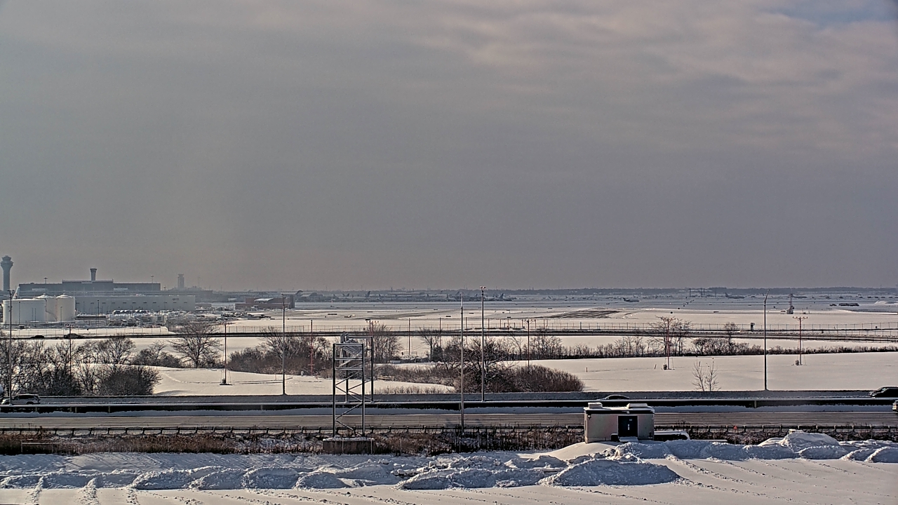 Thumbnail for current weather camera view from Allstate Arena in Des Plaines, Illinois