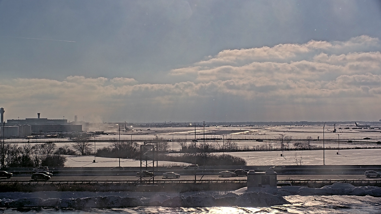 Thumbnail for current weather camera view from Allstate Arena in Des Plaines, Illinois