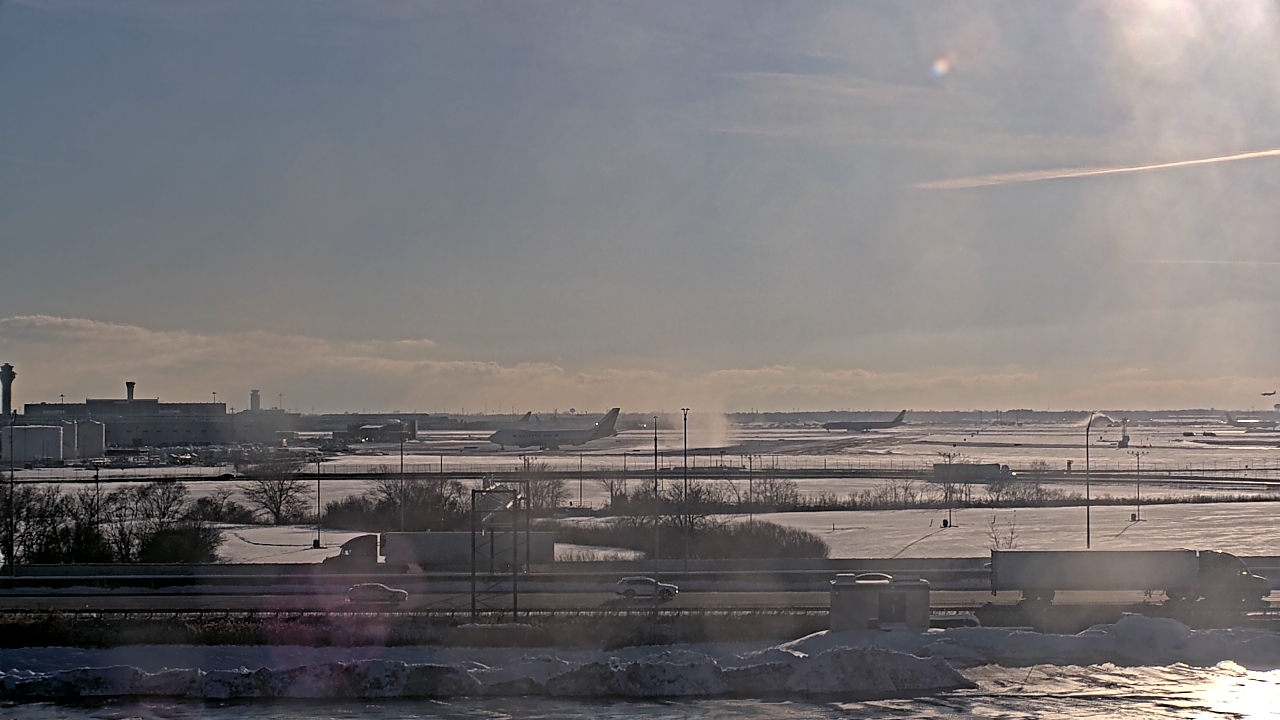 Thumbnail for current weather camera view from Allstate Arena in Des Plaines, Illinois