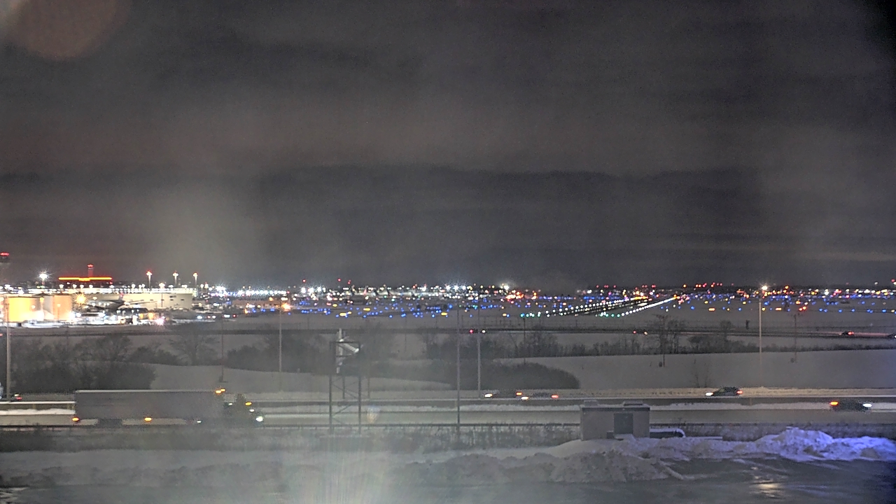 Thumbnail for current weather camera view from Allstate Arena in Des Plaines, Illinois