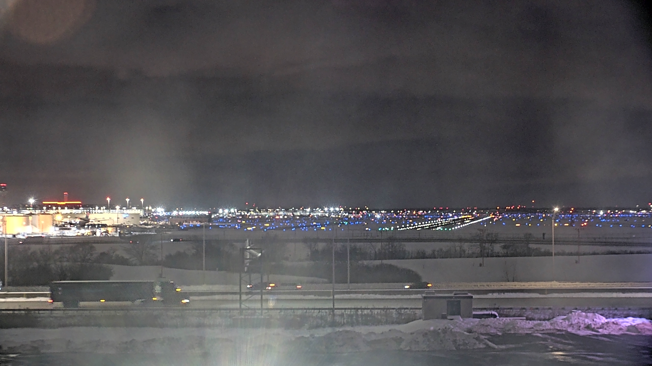 Thumbnail for current weather camera view from Allstate Arena in Des Plaines, Illinois