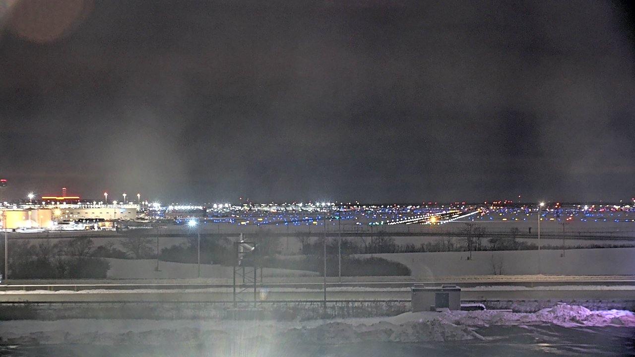 Thumbnail for current weather camera view from Allstate Arena in Des Plaines, Illinois