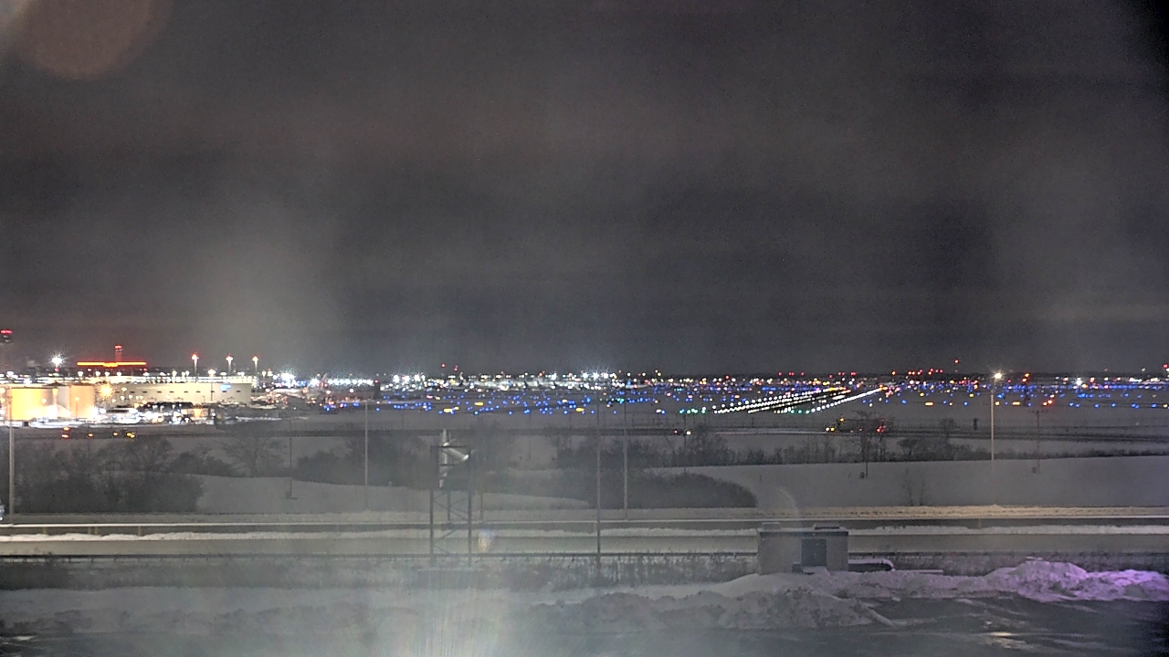 Thumbnail for current weather camera view from Allstate Arena in Des Plaines, Illinois