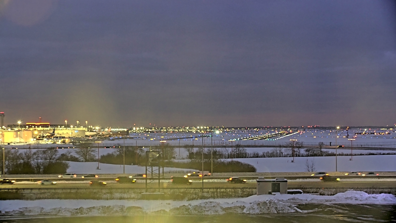 Thumbnail for current weather camera view from Allstate Arena in Des Plaines, Illinois