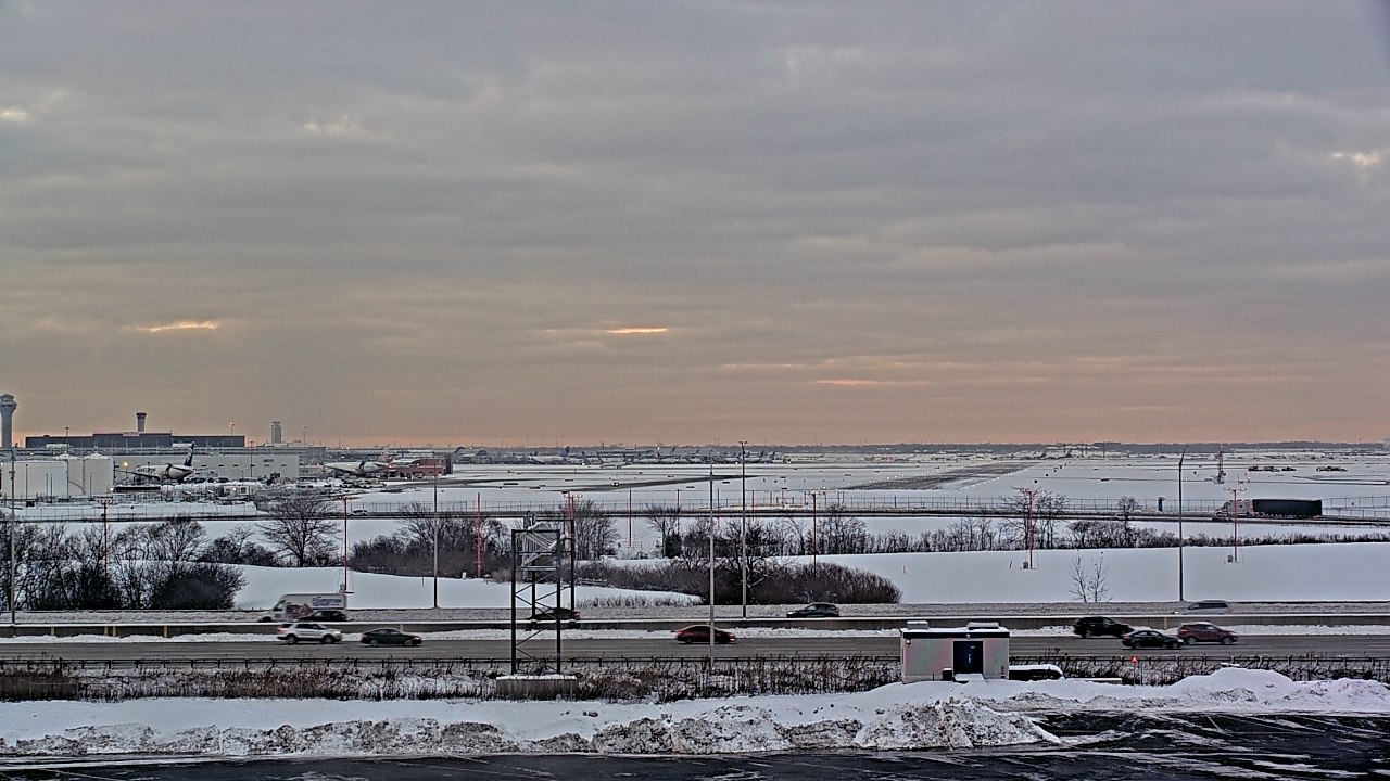 Thumbnail for current weather camera view from Allstate Arena in Des Plaines, Illinois