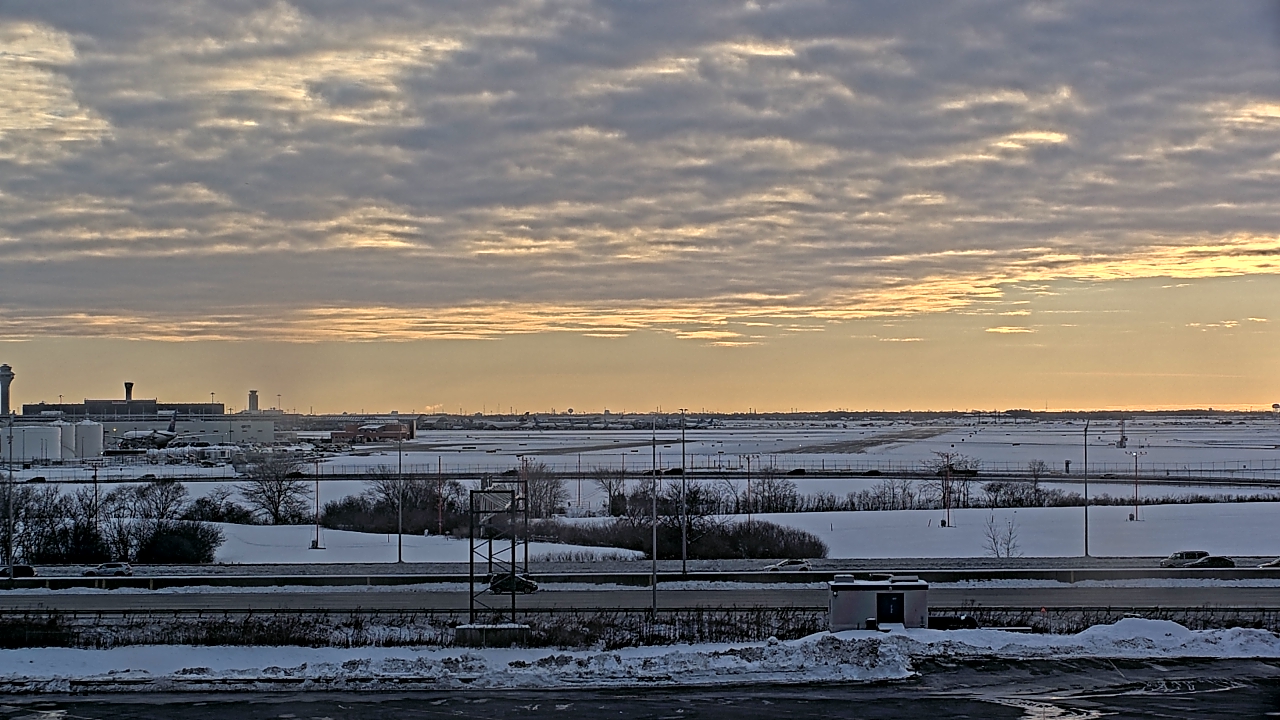 Thumbnail for current weather camera view from Allstate Arena in Des Plaines, Illinois