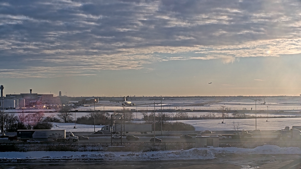 Thumbnail for current weather camera view from Allstate Arena in Des Plaines, Illinois