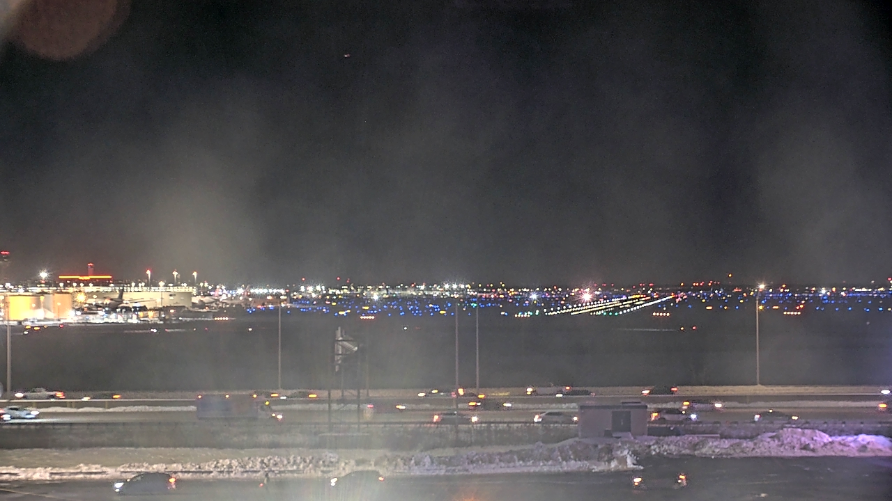 Thumbnail for current weather camera view from Allstate Arena in Des Plaines, Illinois