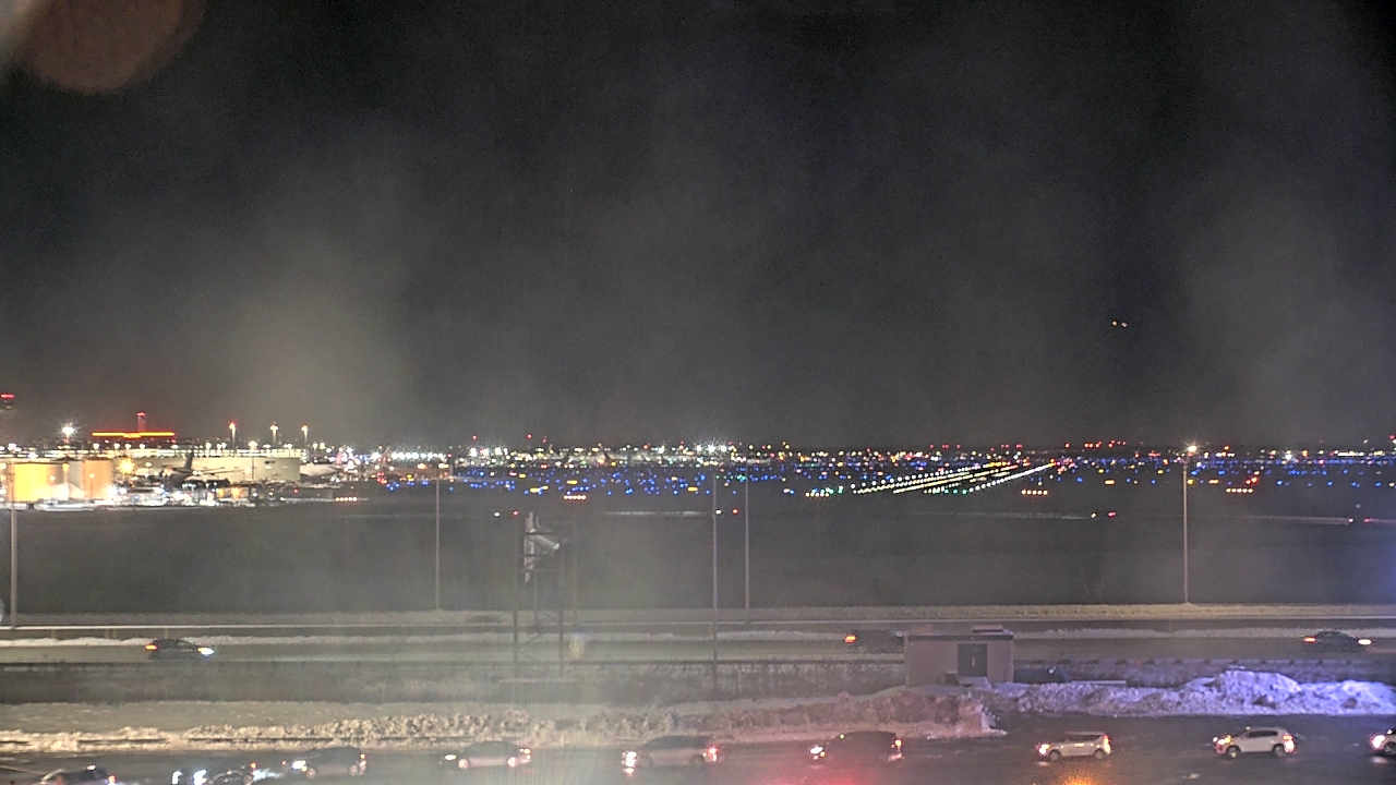 Thumbnail for current weather camera view from Allstate Arena in Des Plaines, Illinois