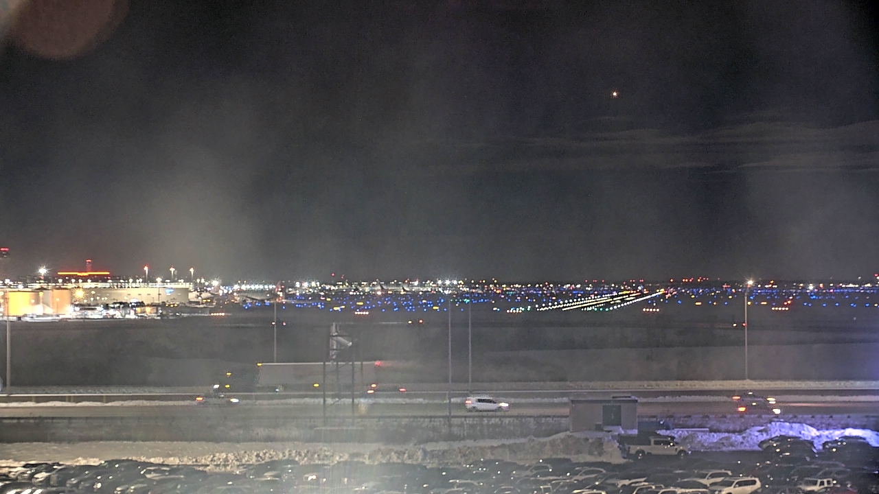 Thumbnail for current weather camera view from Allstate Arena in Des Plaines, Illinois