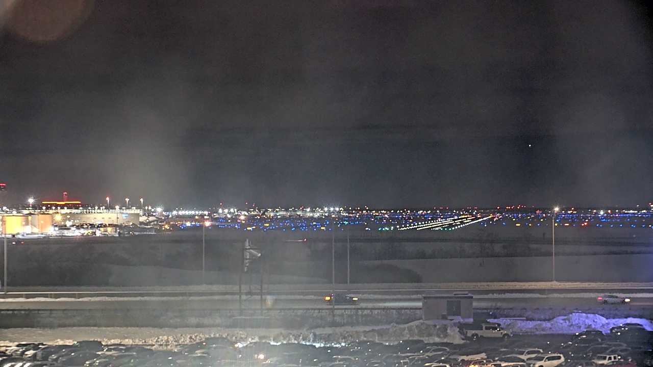 Thumbnail for current weather camera view from Allstate Arena in Des Plaines, Illinois