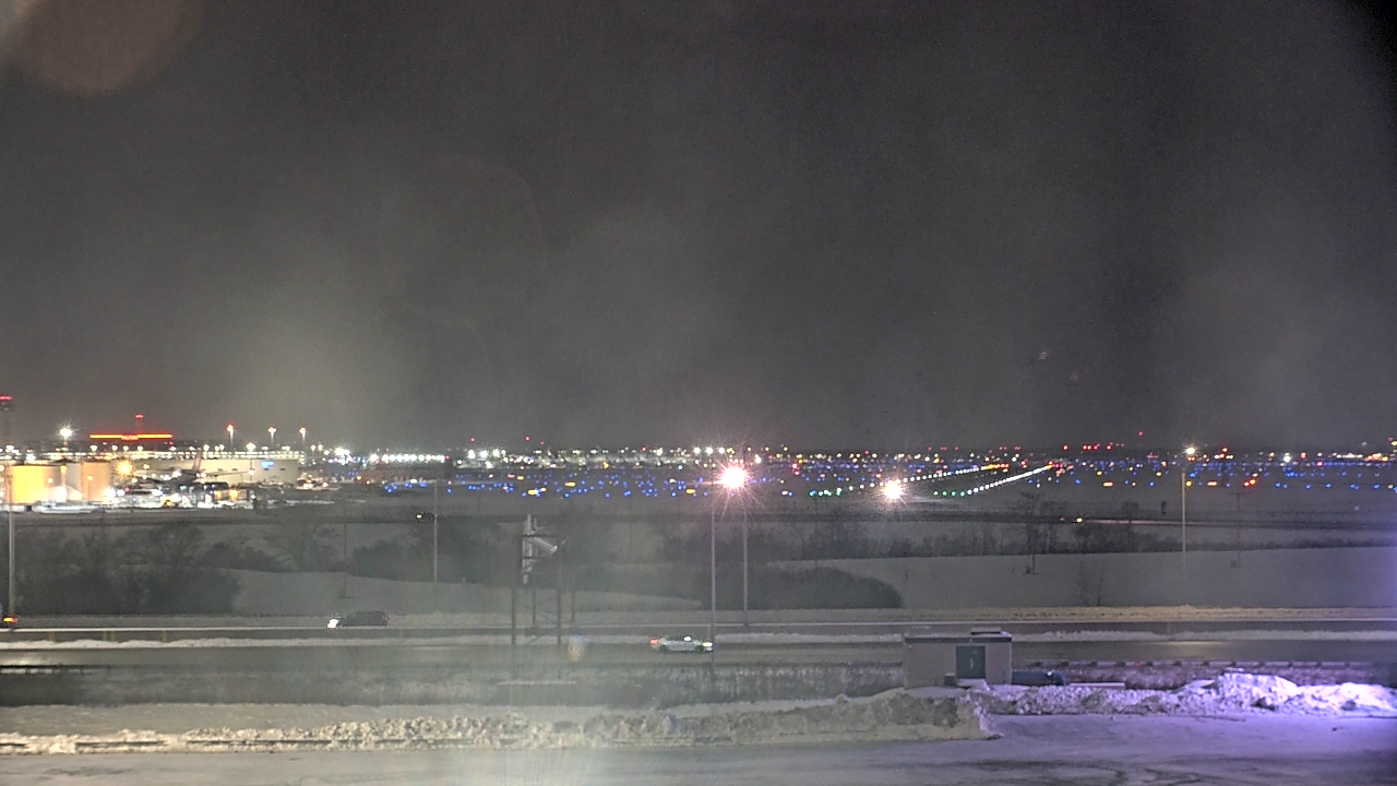 Thumbnail for current weather camera view from Allstate Arena in Des Plaines, Illinois