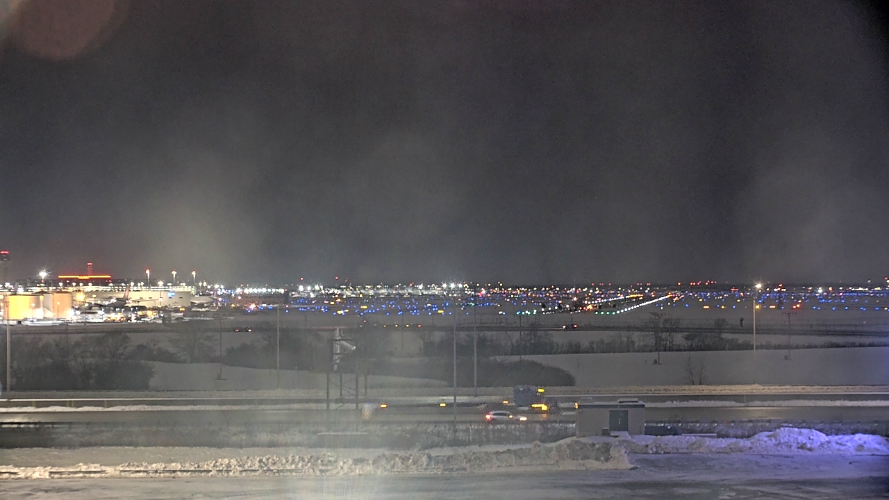 Thumbnail for current weather camera view from Allstate Arena in Des Plaines, Illinois