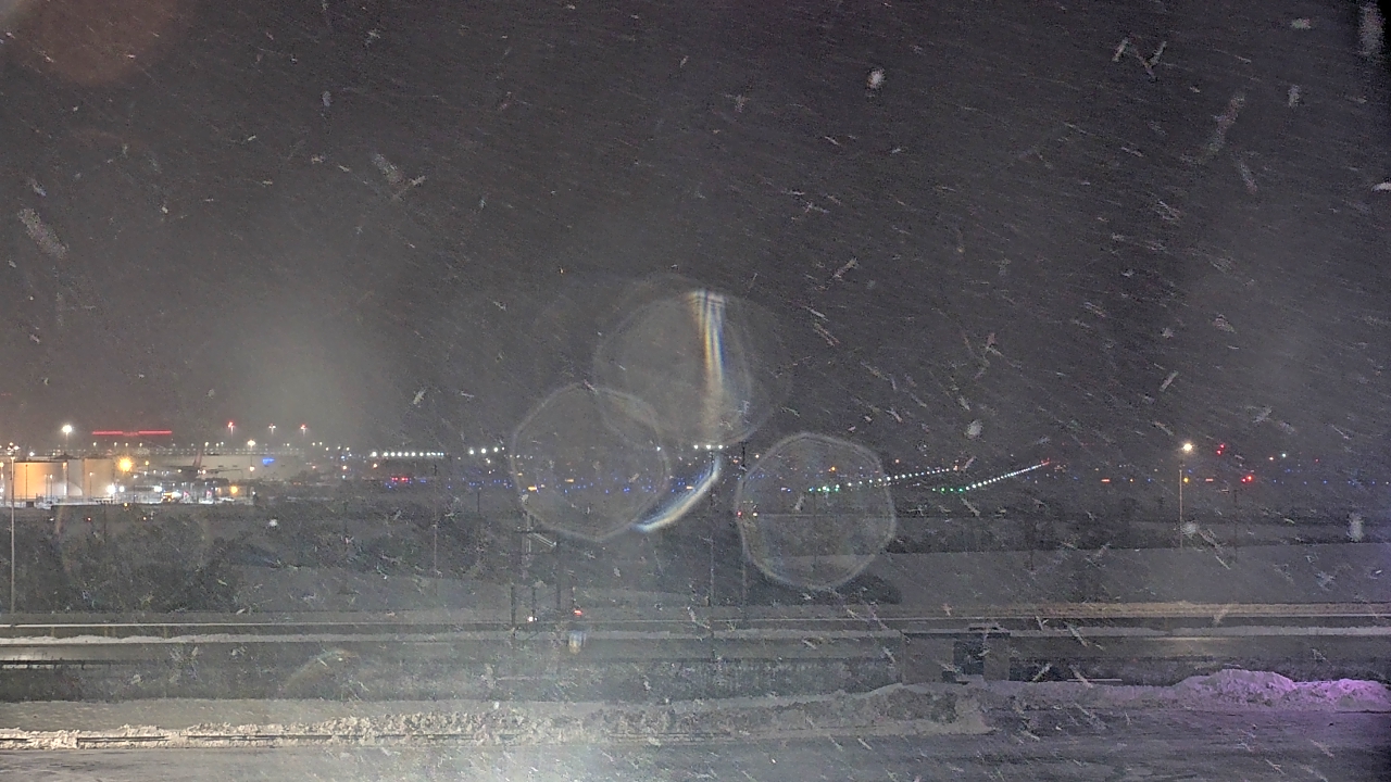 Thumbnail for current weather camera view from Allstate Arena in Des Plaines, Illinois