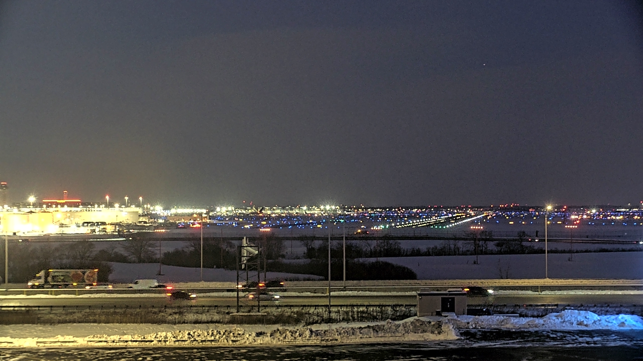 Thumbnail for current weather camera view from Allstate Arena in Des Plaines, Illinois