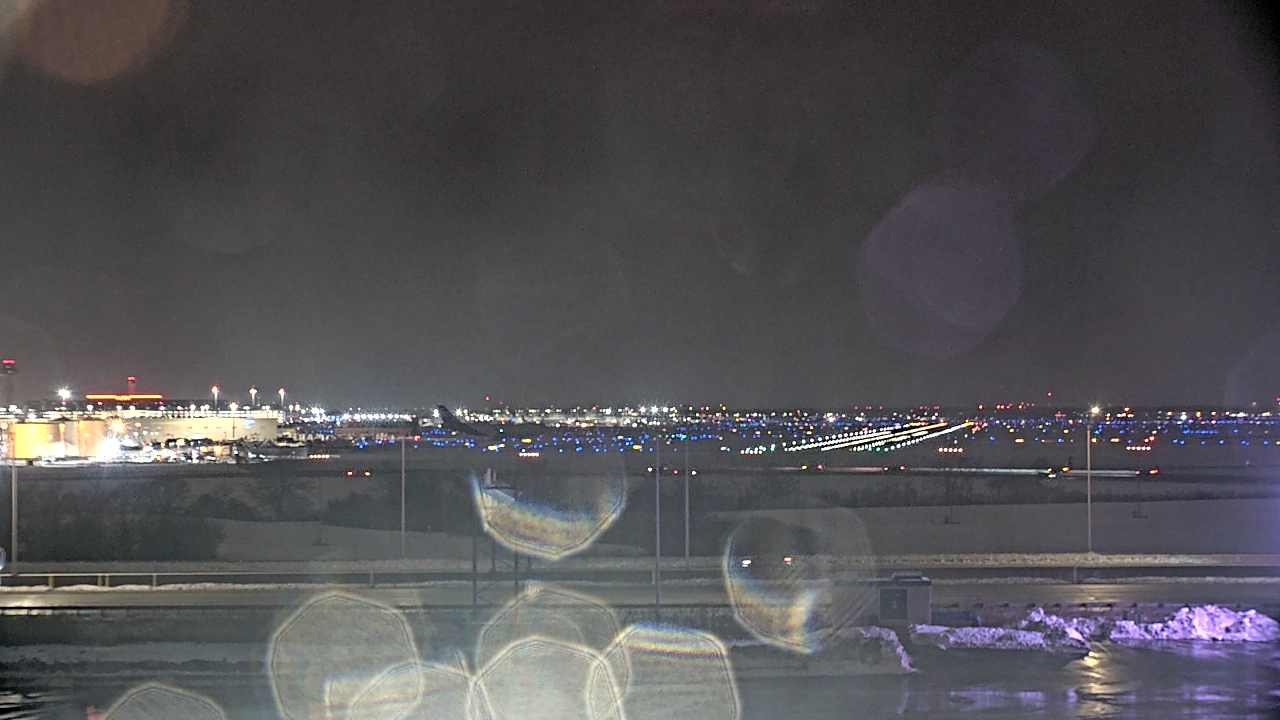 Thumbnail for current weather camera view from Allstate Arena in Des Plaines, Illinois