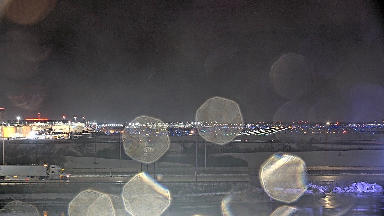 Thumbnail for current weather camera view from Allstate Arena in Des Plaines, Illinois