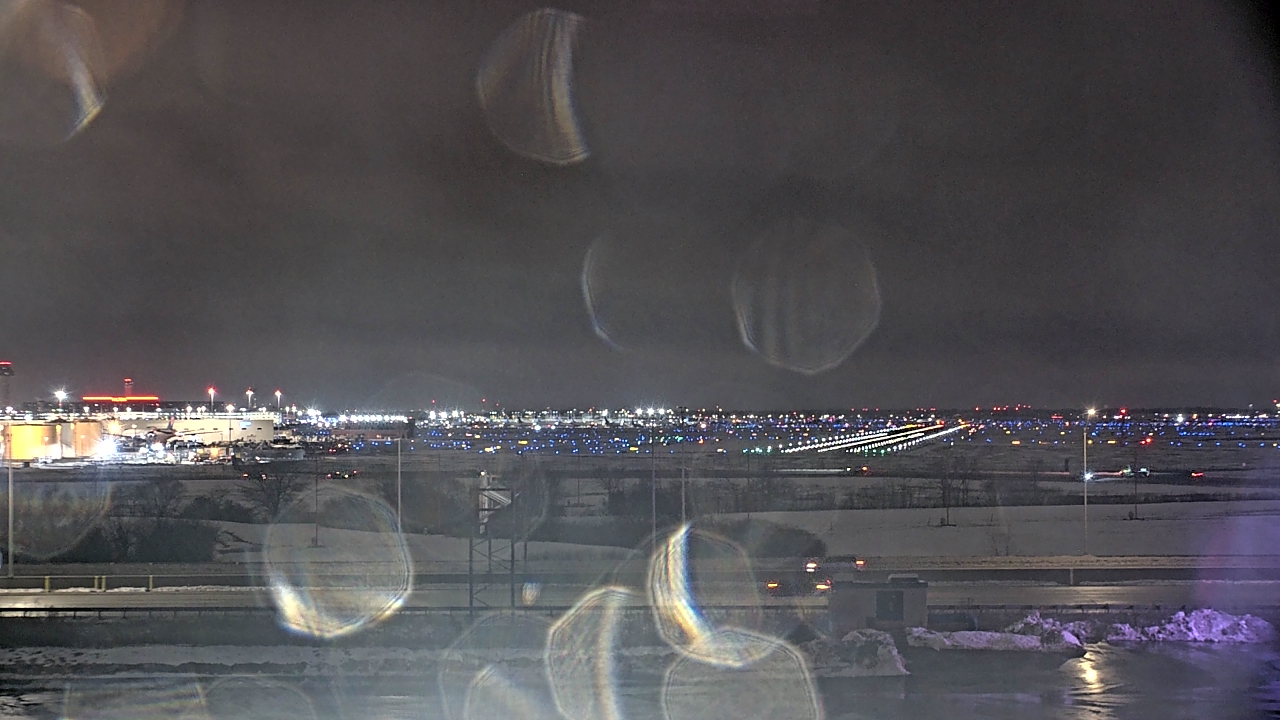 Thumbnail for current weather camera view from Allstate Arena in Des Plaines, Illinois