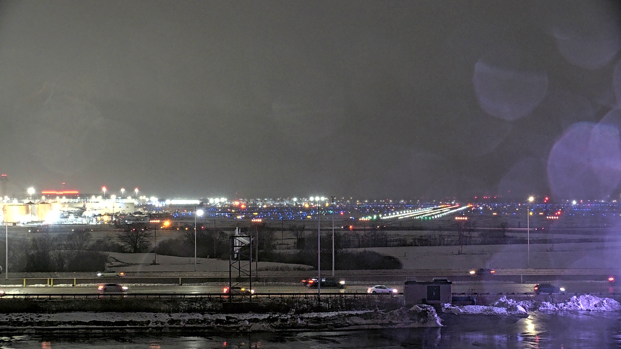 Thumbnail for current weather camera view from Allstate Arena in Des Plaines, Illinois