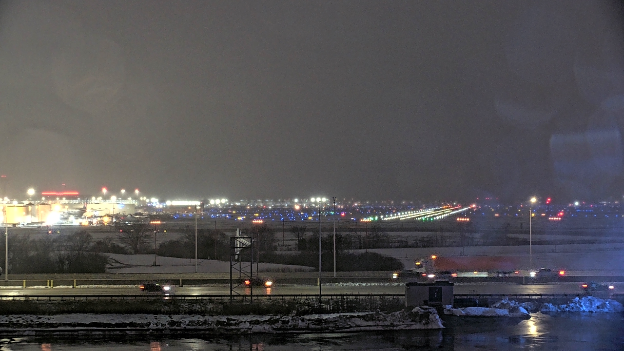 Thumbnail for current weather camera view from Allstate Arena in Des Plaines, Illinois