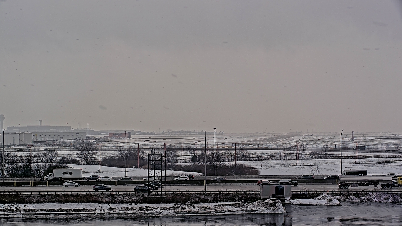 Thumbnail for current weather camera view from Allstate Arena in Des Plaines, Illinois